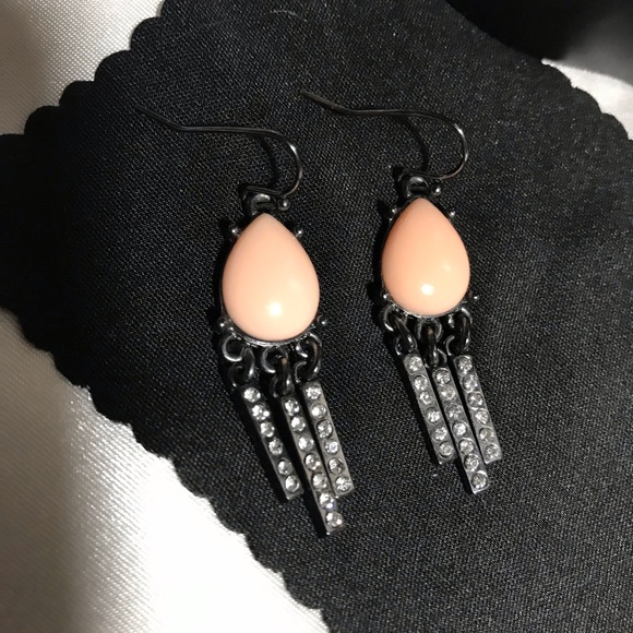 Fun & Classy Dark Silver Tone Drop Earrings with Peach Tear Drop Resin Gem. - Picture 5 of 6